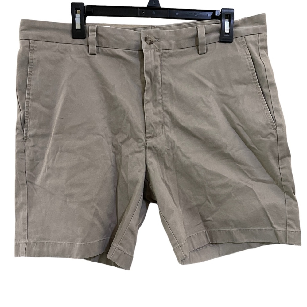 Men’s Vineyard Vines Breaker Shorts Size 35